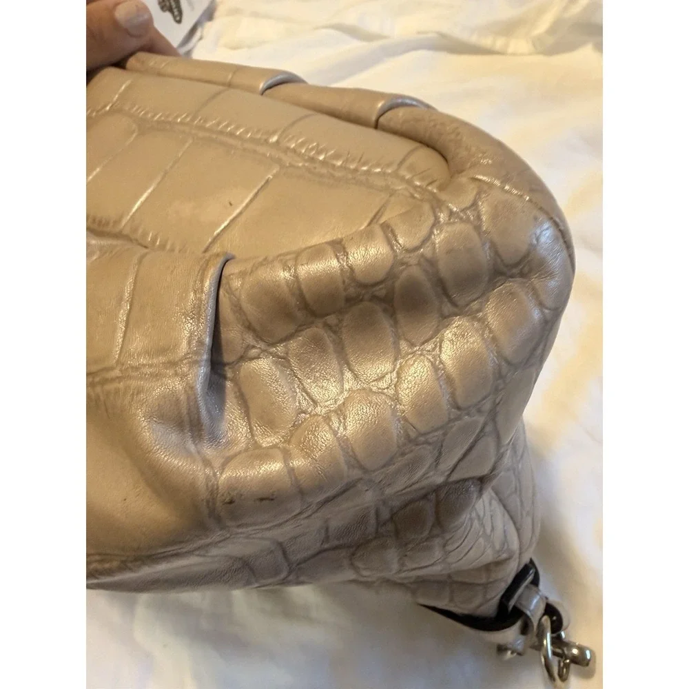 Coach Madison Lindsey Croc Embossed Beige Pink Top Handle Zip Satchel